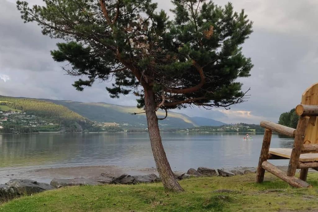 Hus Med Utsikt Pa Leira . 4 Sengeplasser. Feriehus *